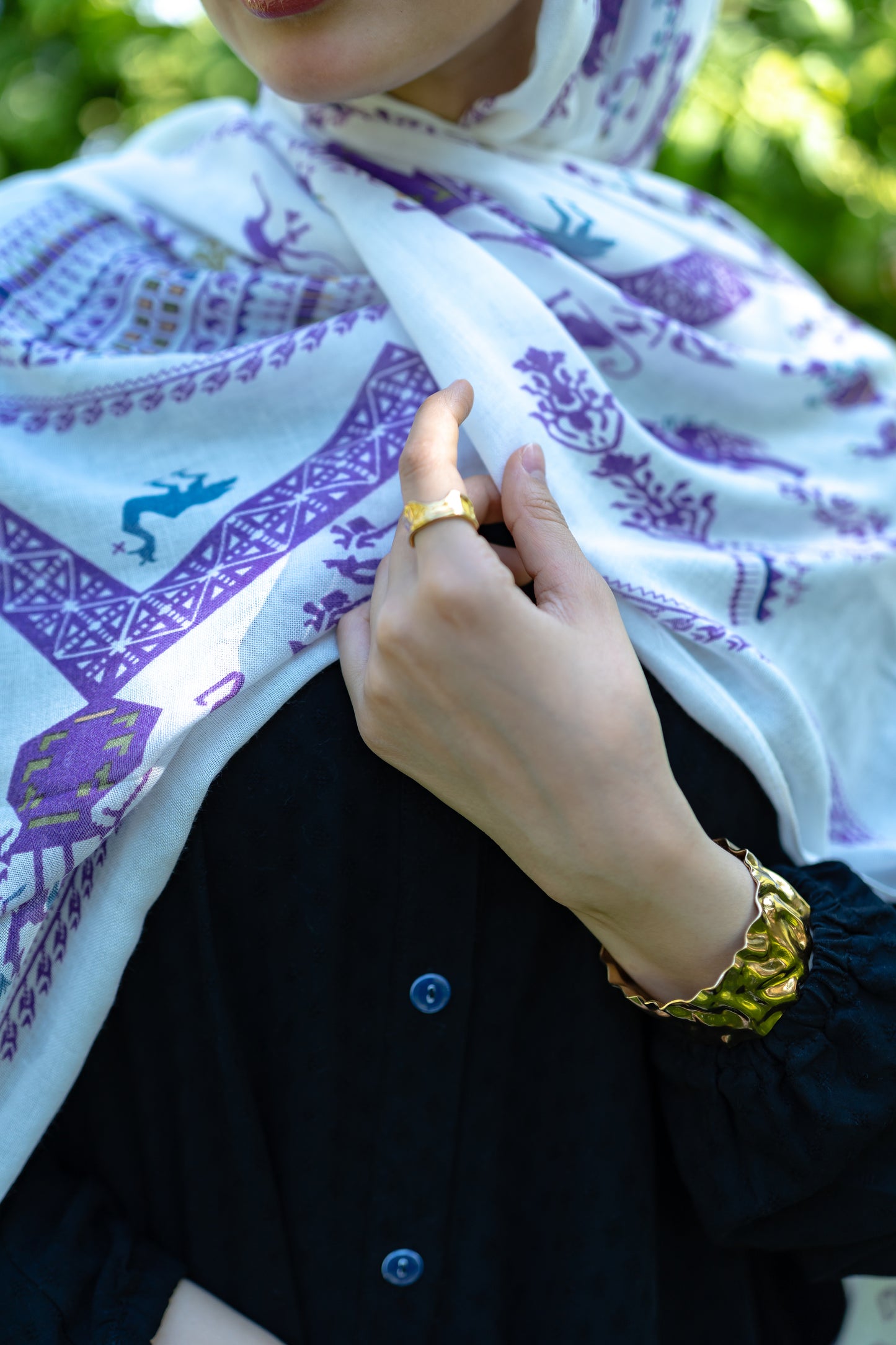 Violet Mosaic in Modal
