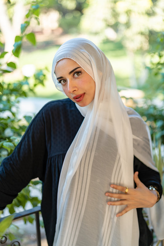 Off White – Georget Stan Lines